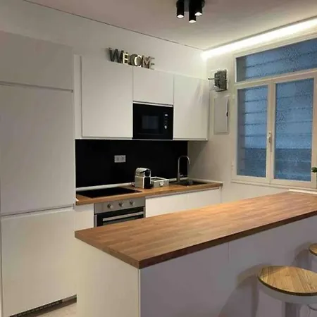 120m By Sleep In Апартаменты